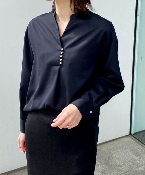 OPAQUE.CLIP(オペークドットクリップ)の「◆ツイルスキッパーブラウス(シャツ/ブラウス・レディース・ライトベージュ/ブラック/ホワイト系・42/36/40/38)」の18枚目の写真