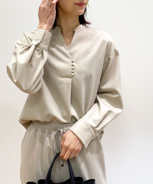 OPAQUE.CLIP(オペークドットクリップ)の「◆ツイルスキッパーブラウス(シャツ/ブラウス・レディース・ライトベージュ/ブラック/ホワイト系・42/36/40/38)」の3枚目の写真