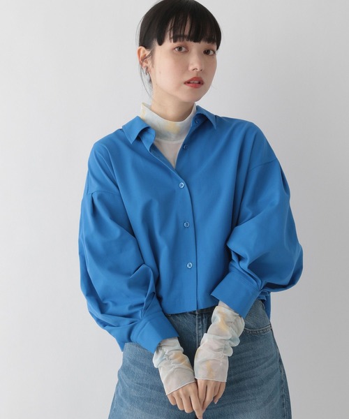 LOWRYS FARM(ローリーズファーム)の「ボリュームスリーブクロップドシャツ 188211(シャツ/ブラウス・レディース・ブラック/ブルー/ホワイト・FREE)」の4枚目の写真