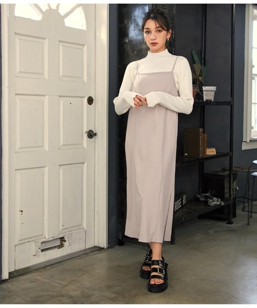 ANAP（アナップ）の「ジョーゼットキャミワンピース（ワンピース・レディース・ブラック/グレイッシュベージュ・FREE）」の13枚目の写真