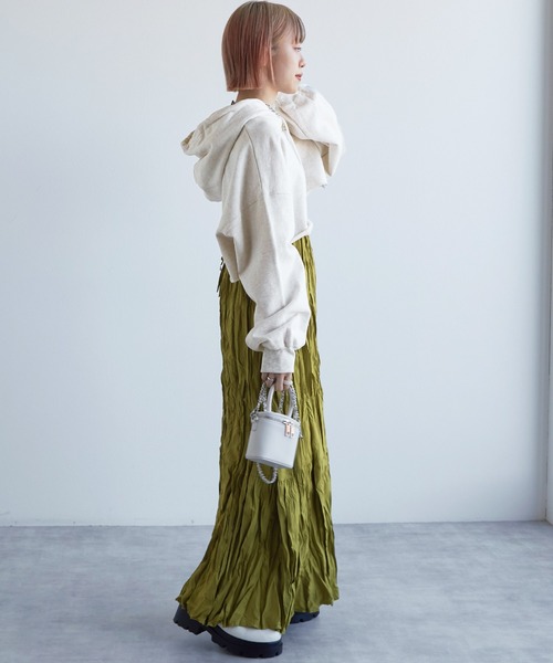 w closet(ダブルクローゼット)の「クロップドフーディプルオーバー(パーカー・レディース・グレー/サックスブルー/オートミール・FREE)」の11枚目の写真