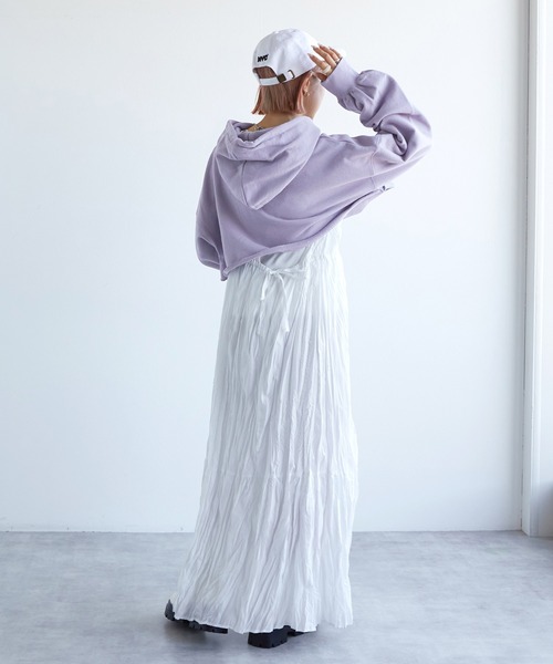 w closet(ダブルクローゼット)の「クロップドフーディプルオーバー(パーカー・レディース・グレー/サックスブルー/オートミール・FREE)」の20枚目の写真