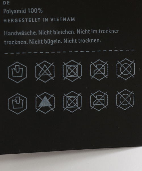 JOURNAL STANDARD（ジャーナルスタンダード）の「【KLATTERMUSEN / クレッタルムーセン】Algir Accessory Bag Small（ボディバッグ/ウエストポーチ・メンズ・ブラック/ベージュ/サファリグリーン・FREE）」の13枚目の写真