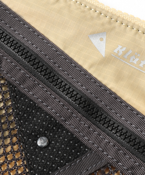 JOURNAL STANDARD（ジャーナルスタンダード）の「【KLATTERMUSEN / クレッタルムーセン】Algir Accessory Bag Small（ボディバッグ/ウエストポーチ・メンズ・ブラック/ベージュ/サファリグリーン・FREE）」の11枚目の写真