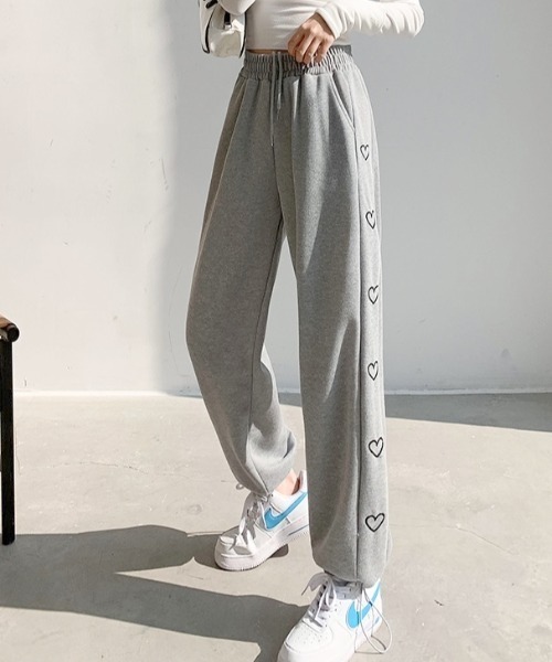 SHEENA(シーナ)の「サイドハート刺しゅうスウェットパンツ(スウェットパンツ・レディース・ブラック/グレー・M)」の20枚目の写真