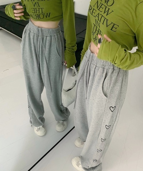 SHEENA(シーナ)の「サイドハート刺しゅうスウェットパンツ(スウェットパンツ・レディース・ブラック/グレー・M)」の15枚目の写真
