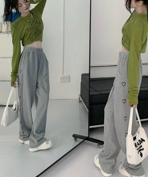 SHEENA(シーナ)の「サイドハート刺しゅうスウェットパンツ(スウェットパンツ・レディース・ブラック/グレー・M)」の3枚目の写真