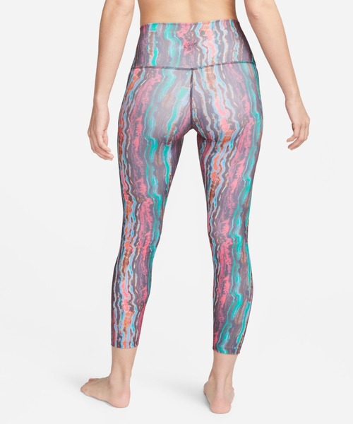 NIKE(ナイキ)の「【NIKE】W NY 7/8 TGHT NV(レギンス/スパッツ・レディース・パープル・SMALL/MEDIUM)」の3枚目の写真