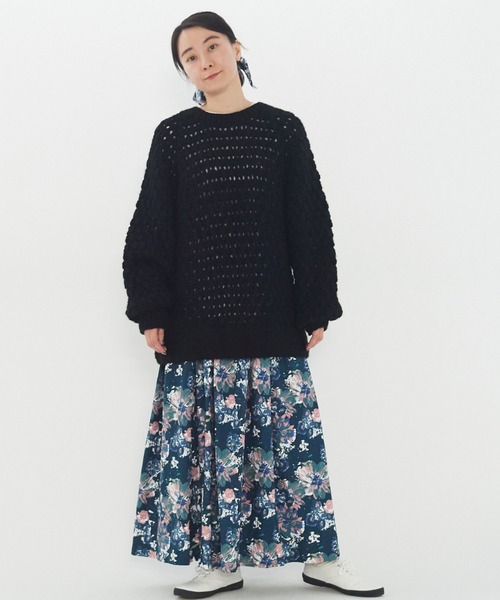 yuni 花柄 フレアスカート ロング丈　麻　フラワープリント　さらさら yuni（ユニ ）の「○コットンリネン フラワープリント タックギャザー