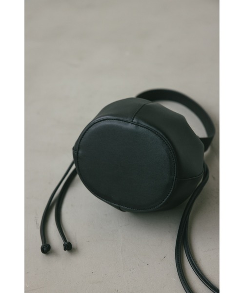 STYLEMIXER（スタイルミキサー）の「ランタンフォルムバッグ（ショルダーバッグ・レディース・ブラック/ベージュ・FREE）」の7枚目の写真