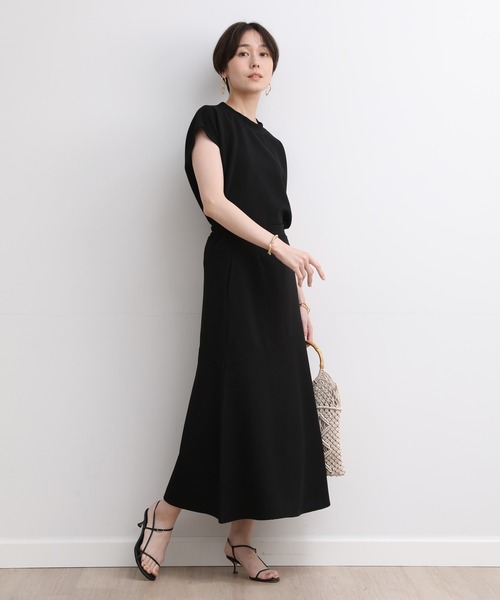 INED CLARO（イネドクラロ）の「【ZOZO限定】ラクに最旬コーデが完成！リップルセットアップ《2点セット》《ウオッシャブル》（アンサンブル・レディース・ブラック/アイボリー/カーキ・フリー）」の11枚目の写真