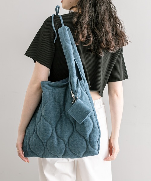 loti（ロティ）の「loti コインケース付きデニムキルトトート（トートバッグ・レディース・ネイビー/ブルー・ONE SIZE）」の7枚目の写真