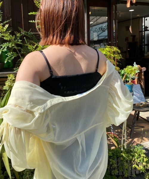 nemne store（ネンネストア）の「カップ付きシャーリングキャミソール（キャミソール・レディース・ブラック/オフホワイト・フリー）」の8枚目の写真