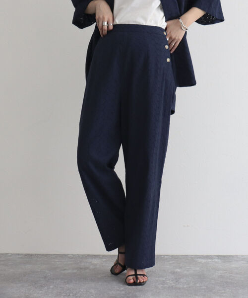 fredy emue（フレディエミュ）の「【fredy emue】レースパンツ（その他パンツ・レディース・オフホワイト/ネイビー・38）」の13枚目の写真