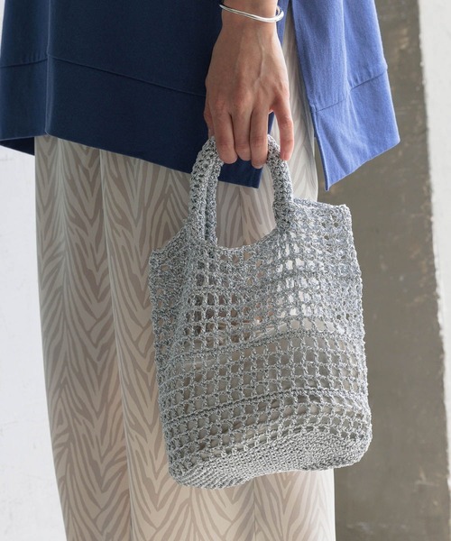 LEPSIM(レプシィム)の「シャイニーカラーニットバッグ 176626(ハンドバッグ・レディース・ゴールド/ブラック/シルバー・ONE SIZE)」の9枚目の写真