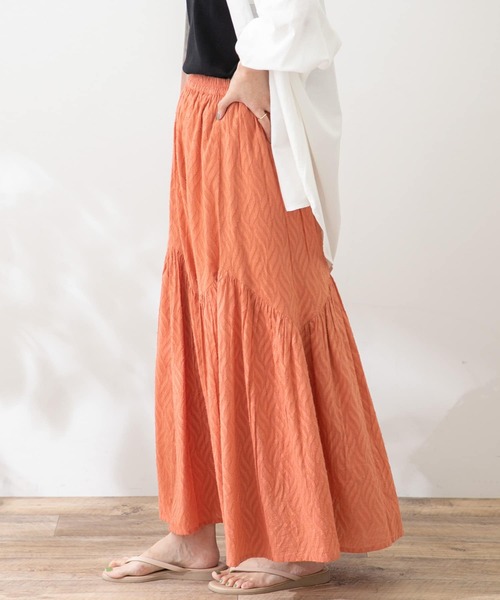 URBAN RESEARCH Sonny Label（アーバンリサーチサニーレーベル）の「カットジャガードリーフ柄スカート（スカート・レディース・レッド系その他/チャコールグレー/ブルー・FREE）」の5枚目の写真