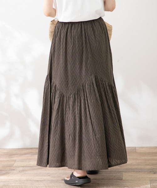 URBAN RESEARCH Sonny Label（アーバンリサーチサニーレーベル）の「カットジャガードリーフ柄スカート（スカート・レディース・レッド系その他/チャコールグレー/ブルー・FREE）」の15枚目の写真