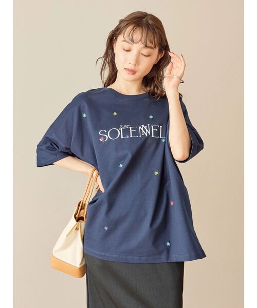 AMERICAN HOLIC(アメリカンホリック)の「Flower刺繍ミニ裏毛プルオーバー(Tシャツ/カットソー・レディース・ネイビー/アイボリー・M/L)」の6枚目の写真
