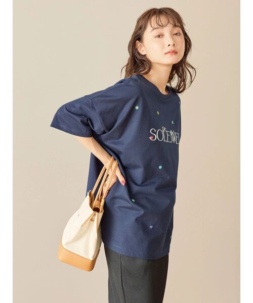 AMERICAN HOLIC(アメリカンホリック)の「Flower刺繍ミニ裏毛プルオーバー(Tシャツ/カットソー・レディース・ネイビー/アイボリー・M/L)」の7枚目の写真