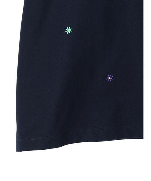 AMERICAN HOLIC(アメリカンホリック)の「Flower刺繍ミニ裏毛プルオーバー(Tシャツ/カットソー・レディース・ネイビー/アイボリー・M/L)」の19枚目の写真