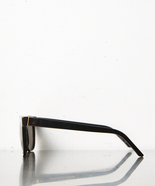 SUPER BY RETROSUPERFUTURE（スーパー バイ レトロスーパーフューチャー）の「SUPER BY RETROSUPERFUTURE 『PEOPLE BLACK』サングラス（サングラス・レディース・ブラック・FREE）」の12枚目の写真