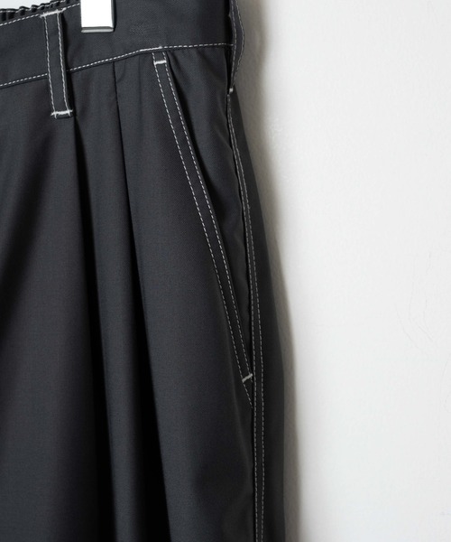 LUCY（ルーシー）の「LUCY/TRワイドストレートスラックス（スラックス・メンズ・アイボリー/ダークグレー/ブラック・LARGE/MEDIUM）」の22枚目の写真