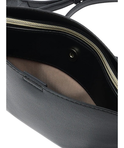 Legato Largo(レガートラルゴ)の「・別注Legato Largo 軽量ショルダーバッグ(ショルダーバッグ・レディース・ブラック/ピンク/ライトベージュ・FREE)」の9枚目の写真