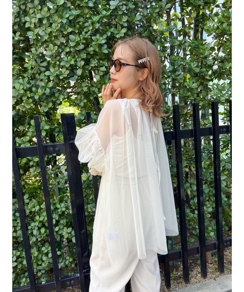 JUMELLE（ジュメロ）の「tulle gather BL（シャツ/ブラウス・レディース・ブラック/アイボリー・MEDIUM）」の4枚目の写真