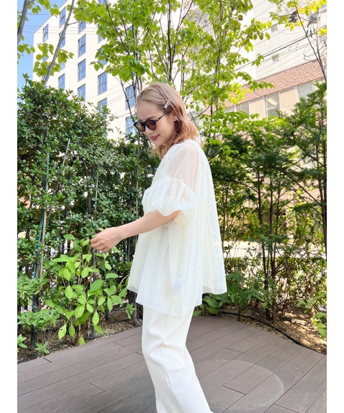 JUMELLE（ジュメロ）の「tulle gather BL（シャツ/ブラウス・レディース・ブラック/アイボリー・MEDIUM）」の22枚目の写真