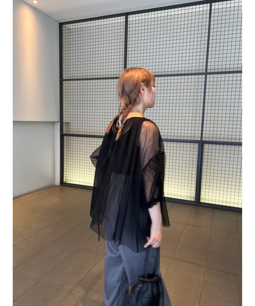 JUMELLE（ジュメロ）の「tulle gather BL（シャツ/ブラウス・レディース・ブラック/アイボリー・MEDIUM）」の16枚目の写真