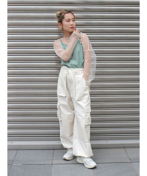 Ungrid（アングリッド）の「チュールショートロングスリーブTee（Tシャツ/カットソー・レディース・ブラック/ブルー/アイボリー/ピンク・FREE）」の13枚目の写真