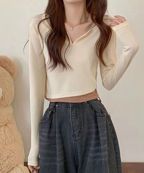 NinaetLina（ニナエリナ）の「ショート丈キーネックTシャツ（Tシャツ/カットソー・レディース・ベージュ/モカ/グレー/ブラック/ホワイト・FREE）」の5枚目の写真
