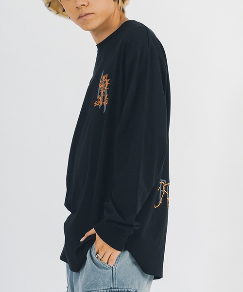 RE730（アールイーセブンサーティー）の「RE730 ロンT　バック英字刺繍（Tシャツ/カットソー・メンズ・ブラック/ホワイト・X-LARGE/LARGE/MEDIUM）」の7枚目の写真