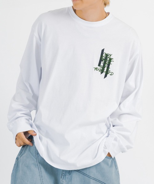 RE730（アールイーセブンサーティー）の「RE730 ロンT　バック英字刺繍（Tシャツ/カットソー・メンズ・ブラック/ホワイト・X-LARGE/LARGE/MEDIUM）」の13枚目の写真