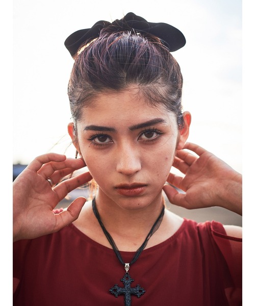 DURAS（デュラス）の「シアーストリングクロスネックレス（ネックレス・レディース・ブラック・FREE）」の7枚目の写真