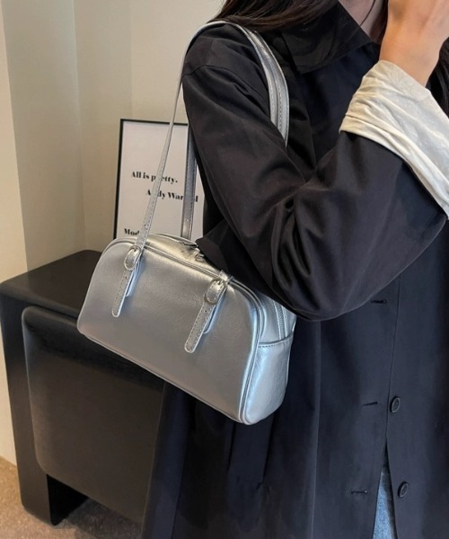 ✨VIP限定✨ 非売品ショルダーバッグ ブラックBOX付 セール】ボックスショルダーバッグ（ショルダーバッグ）｜Sibra