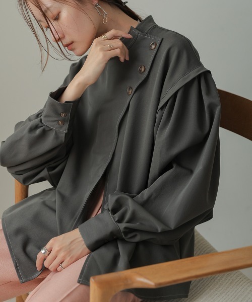 Bab（バブ）の「袖ボリュームニュアンスネックブラウス（シャツ/ブラウス・レディース・モカ/チャコールグレー・M）」の8枚目の写真