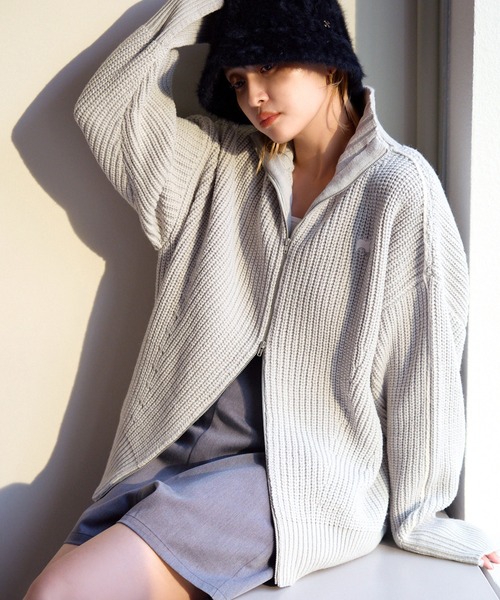 one after another NICE CLAUP（ワンアフターアナザーナイスクラップ）の「サイドラインダブルジップニット（ジャージ・レディース・アイボリー/サックスブルー/ベージュ/ネイビー・FREE）」の4枚目の写真