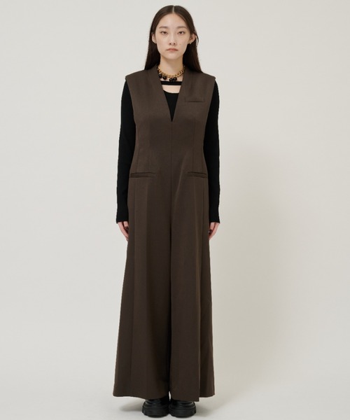 STUDIOUS（ステュディオス）の「【STUDIOUS/ステュディオス】テーラードジャンプスーツ（つなぎ/オールインワン・レディース・ブラック/カーキ・2/1）」の20枚目の写真