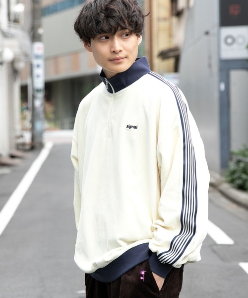 SIGNAL SPORTS(シグナルスポーツ)の「【SIGNAL SPORTS】ワンポイント刺繍/ベロアトラック/サイドライン/ルーズハーフジップ(スウェット・メンズ・オフホワイト/ダークグリーン/ライトブルー/ネイビー・MEDIUM/LARGE)」の15枚目の写真