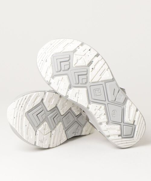 styles（スタイルス）の「rig mguu RG007（サンダル・レディース・グレー/ブラック・24cm/25cm/23cm）」の4枚目の写真