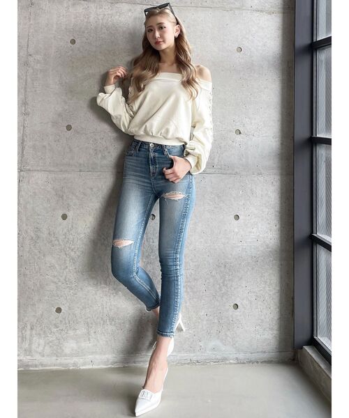 GYDA(ジェイダ)の「アームレースアップスウェットトップス(スウェット・レディース・アイボリー/ラベンダー・FREE)」の18枚目の写真