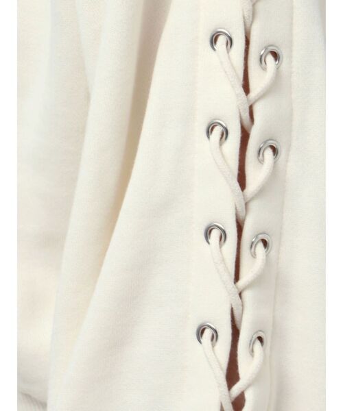 GYDA(ジェイダ)の「アームレースアップスウェットトップス(スウェット・レディース・アイボリー/ラベンダー・FREE)」の13枚目の写真