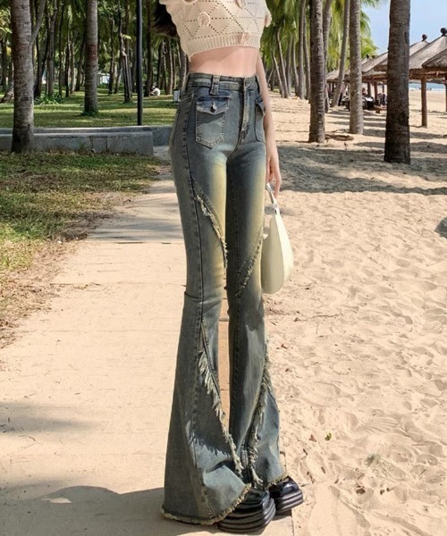gossip!ロサンゼルス(ゴシップロサンゼルス)の「ヴィンテージ ハイウェスト ストレッチ フレアデニムパンツ(デニムパンツ・レディース・ライトブルー/ブルー・S/M/L/XS)」の5枚目の写真