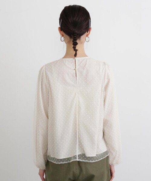 N.(N. Natural Beauty Basic)(エヌエヌナチュラルビューティーベーシック)の「◆ドットチュールブラウス(シャツ/ブラウス・レディース・クリーム/ブラック・MEDIUM)」の3枚目の写真