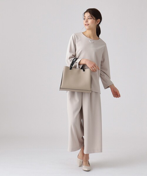 SHOO・LA・RUE(シューラルー)の「◆前後ポケットトートバッグ(ハンドバッグ・レディース・グレー/ベージュ系3/ブラック・00)」の16枚目の写真