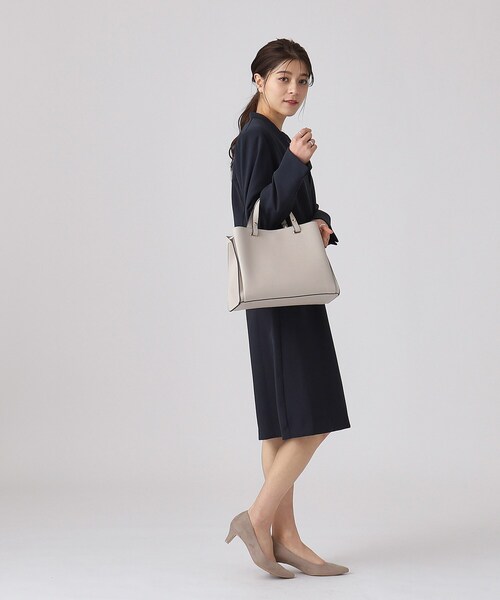 SHOO・LA・RUE(シューラルー)の「◆前後ポケットトートバッグ(ハンドバッグ・レディース・グレー/ベージュ系3/ブラック・00)」の18枚目の写真