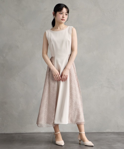AIMER(エメ)の「サイドレースフィット&フレアノースリーブパーティードレス 結婚式 お呼ばれ ドレス 20代 30代 40代(ドレス・レディース・ベージュ/ネイビー/サックスブルー/レッド系・MEDIUM/LARGE)」の17枚目の写真