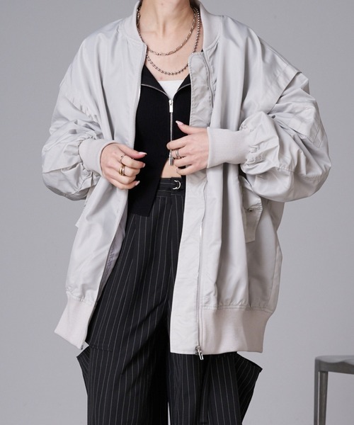 RAY CASSIN（レイカズン）の「ミドル丈MA-1（MA-1・レディース・グレー/アイボリー/ブラック・FREE）」の10枚目の写真