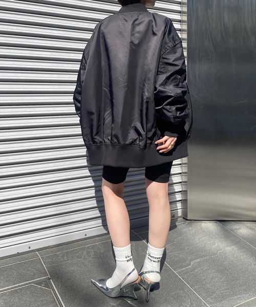 RAY CASSIN（レイカズン）の「ミドル丈MA-1（MA-1・レディース・グレー/アイボリー/ブラック・FREE）」の7枚目の写真